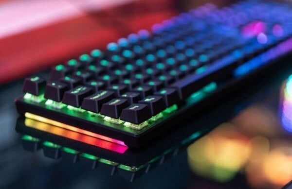 SureFire KingPin M2 Mechanical Gaming RGB Keyboard QWERTY US English